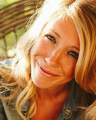 Ellie Holcomb Maryland Heights