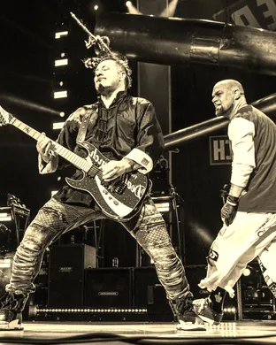 Five Finger Death Punch Maryland Heights
